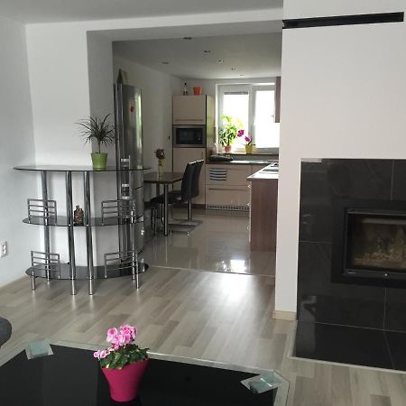 City Centre Apartment Липтовски-Микулаш Экстерьер фото