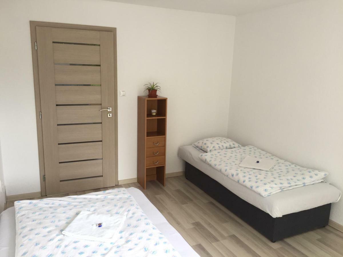 City Centre Apartment Липтовски-Микулаш Экстерьер фото