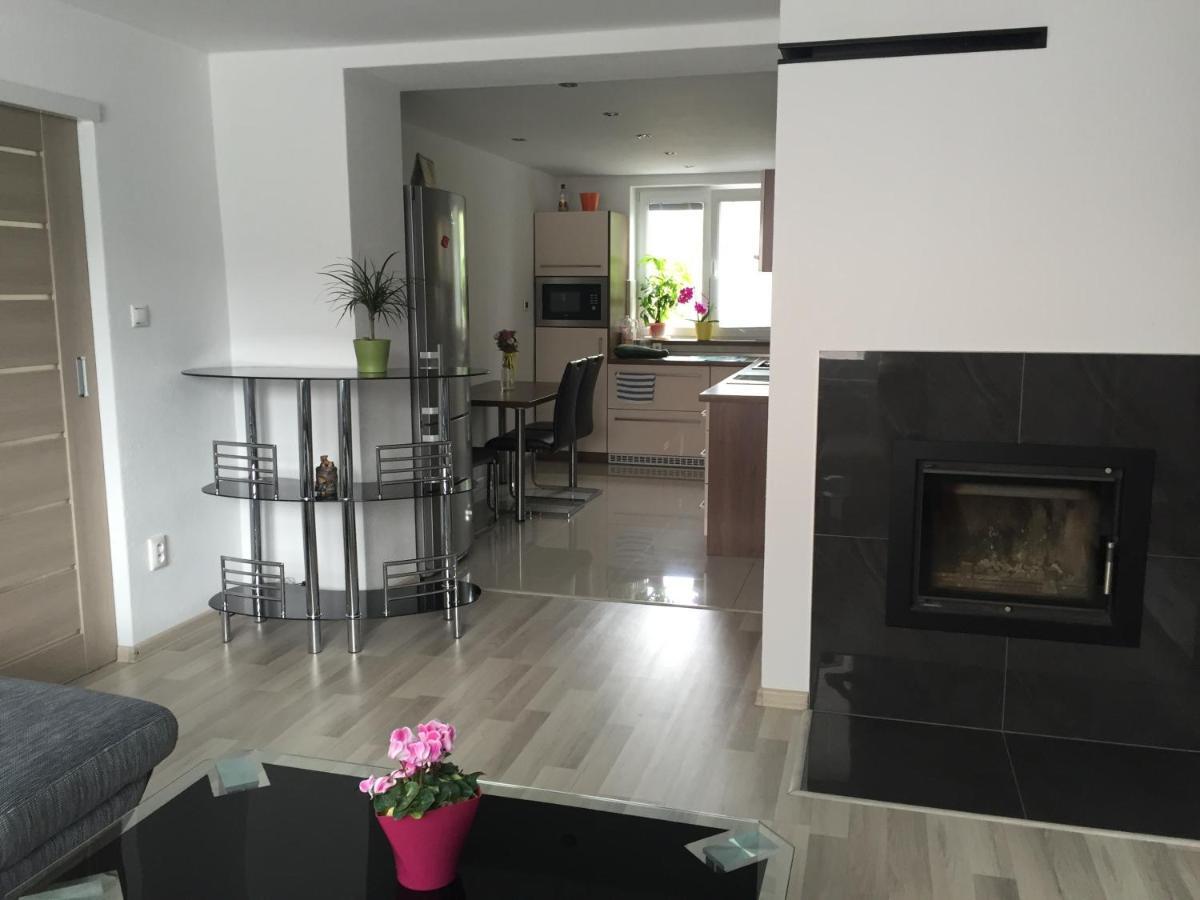 City Centre Apartment Липтовски-Микулаш Экстерьер фото