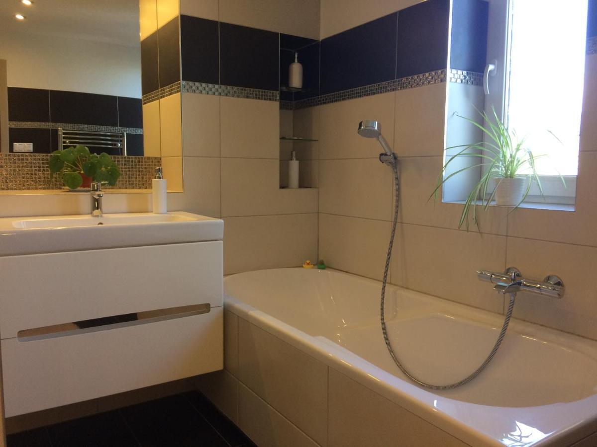 City Centre Apartment Липтовски-Микулаш Экстерьер фото
